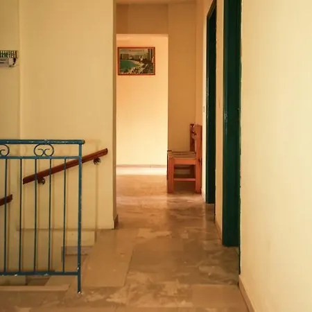 بيت ضيافة Astir