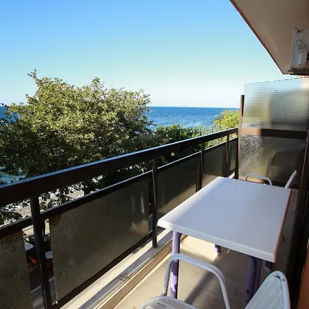 Vendégház Astir 3*